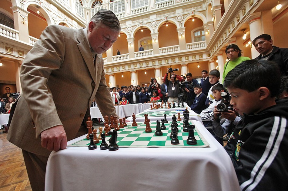 VP Sara Duterte open to Russia's offer to bring chess grandmaster Karpov to  train PH players