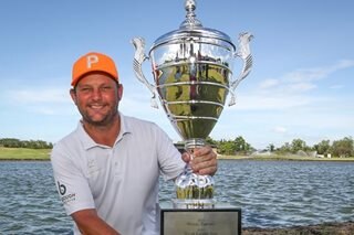 Golf: Van der Valk clinches TCC Invitational crown