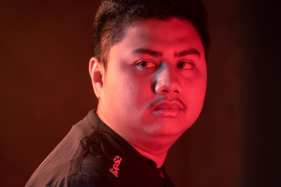 Filipino star Armel joins Team Secret Dota 2 roster | ABS-CBN News