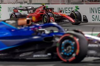 Ferrari, Mercedes struggle to keep pace with Red Bull 