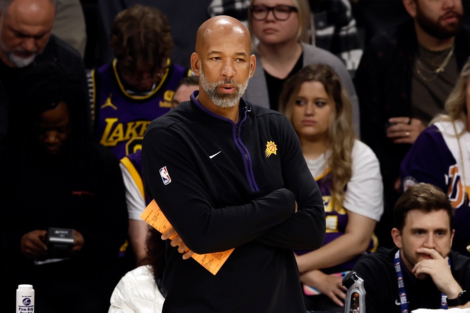  Phoenix Suns head coach Monty Williams reacts during the first quarter of the game between the Phoenix Suns and the Los Angeles Lakers at Crypto.com Arena in Los Angeles, California, USA, March 22, 2023. Etienne Laurent, EPA-EFE.