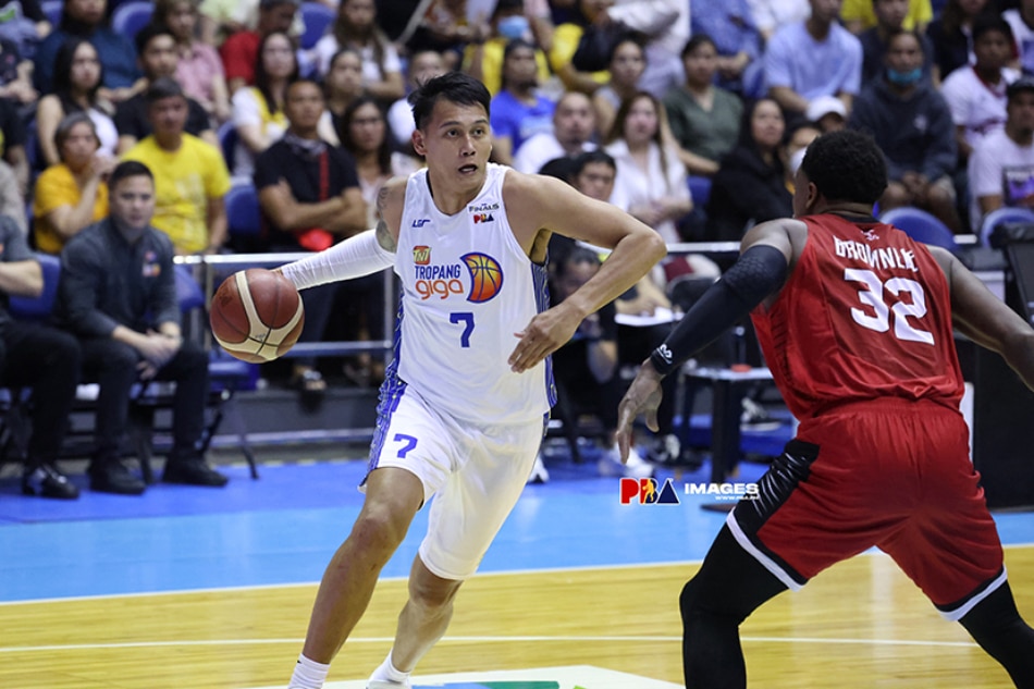 TNT Coach Urges Erram To Get Emotions Under Control | ABS-CBN News