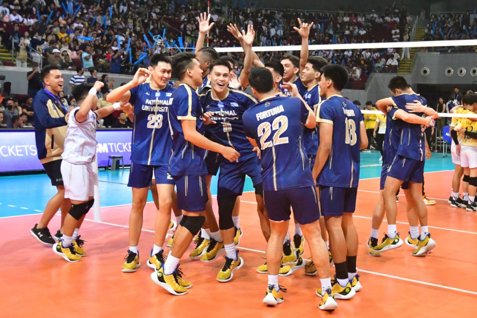 Nu Nasungkit Ang 3 Peat Sa Uaap Mens Volleyball Abs Cbn News