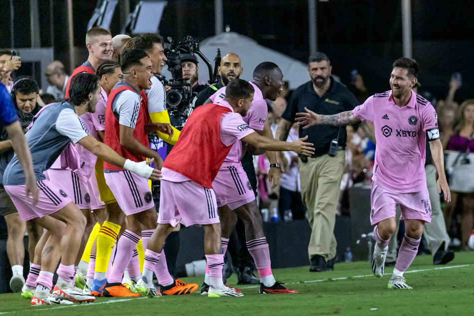 Lionel Messi scores during his Inter Miami debut against Cruz Azul