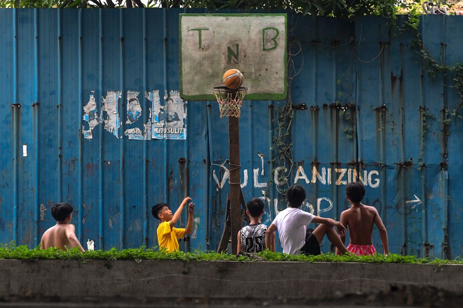 IN PHOTOS: As FIBA World Cup opens, Pinoys show love for basketball 17