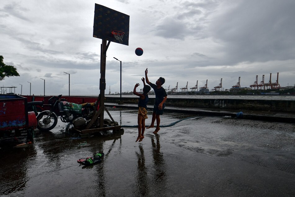 IN PHOTOS: As FIBA World Cup opens, Pinoys show love for basketball 19