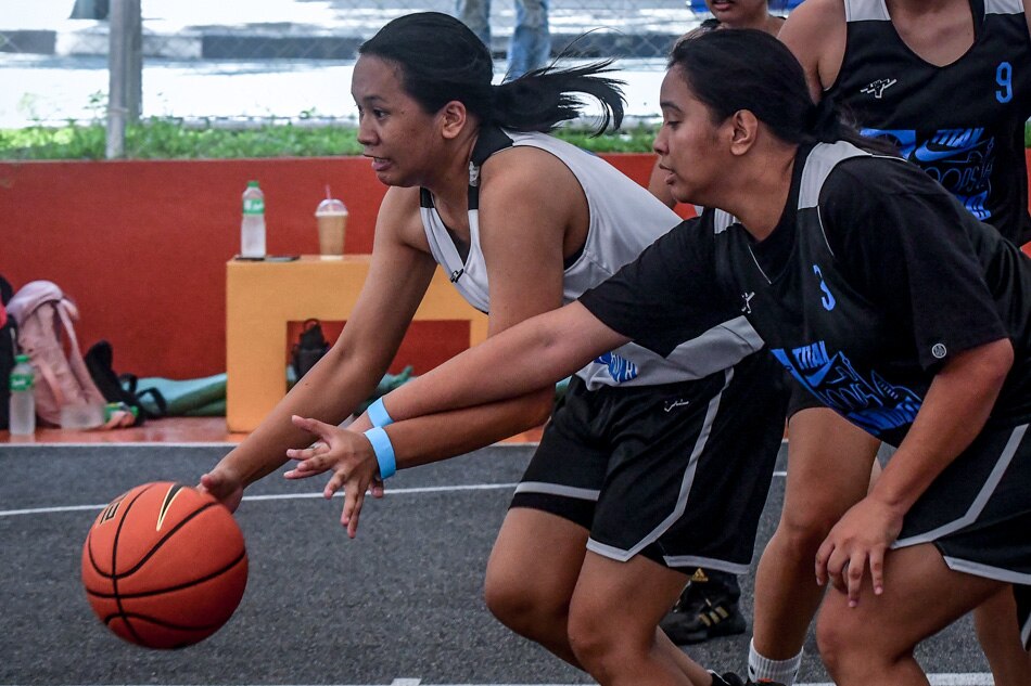 IN PHOTOS: As FIBA World Cup opens, Pinoys show love for basketball 23