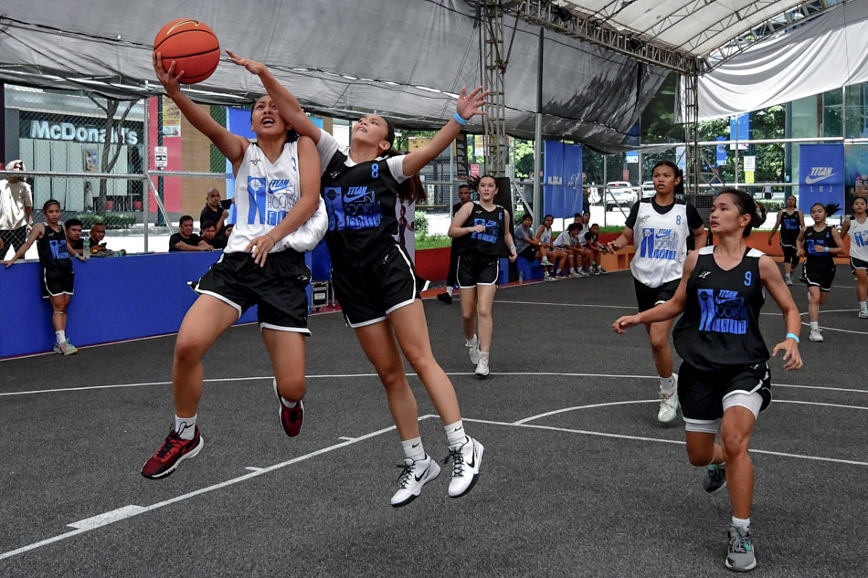 IN PHOTOS: As FIBA World Cup opens, Pinoys show love for basketball 24