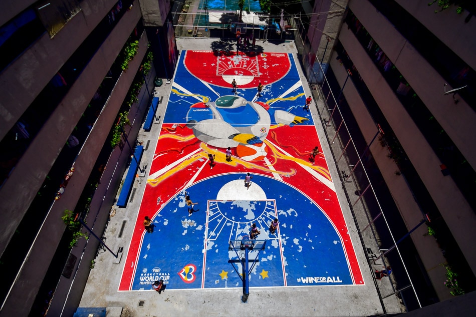 IN PHOTOS: As FIBA World Cup opens, Pinoys show love for basketball 27