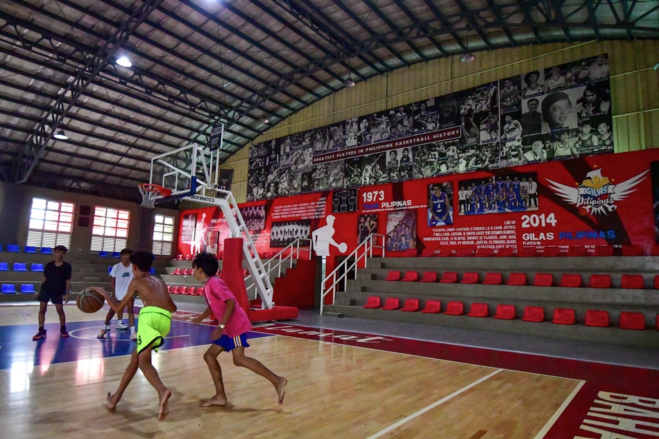 IN PHOTOS: As FIBA World Cup opens, Pinoys show love for basketball 6