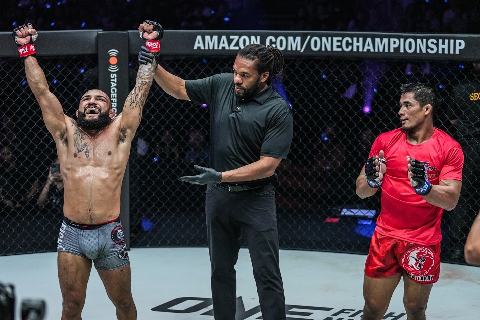 ONE Championship fighters try the 'Never Let 'Em Know Your Next