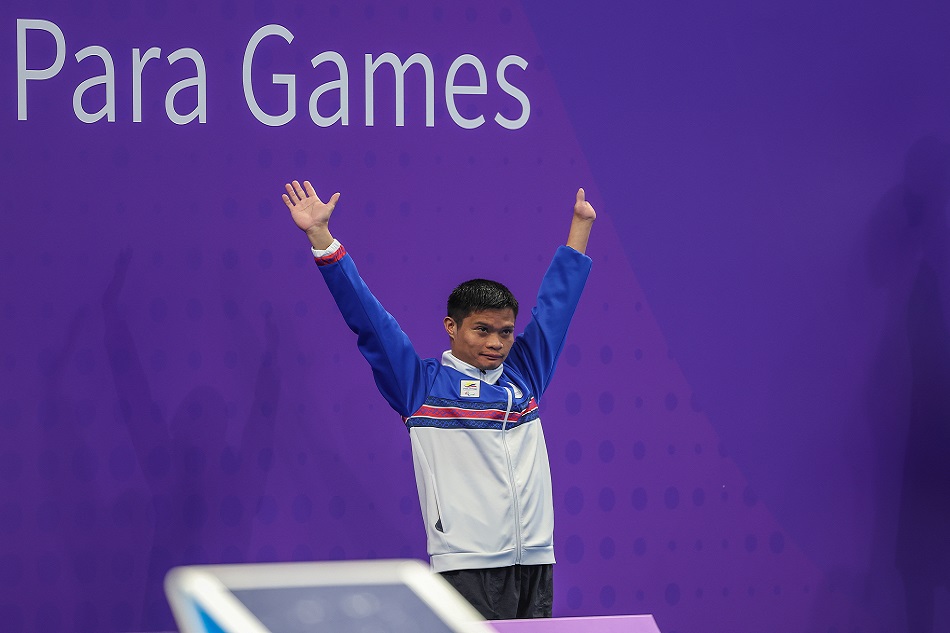 Filipino para swimmer Ernie Gawilan competes in the final of the men