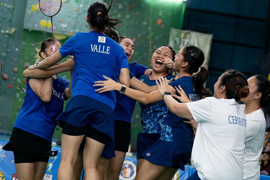 Uaap Ateneo Women Retain Badminton Crown Abs Cbn News