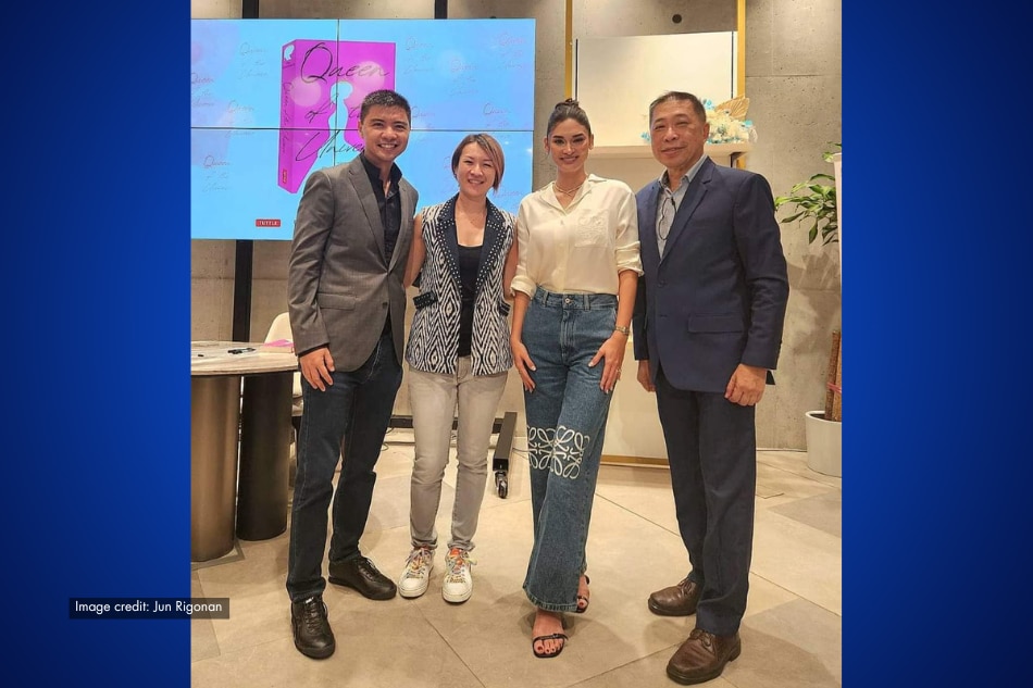 Kauna Unahang Intl Book Signing Ni Pia Wurtzbach Idinaos Sa Sg Abs Cbn News 1949