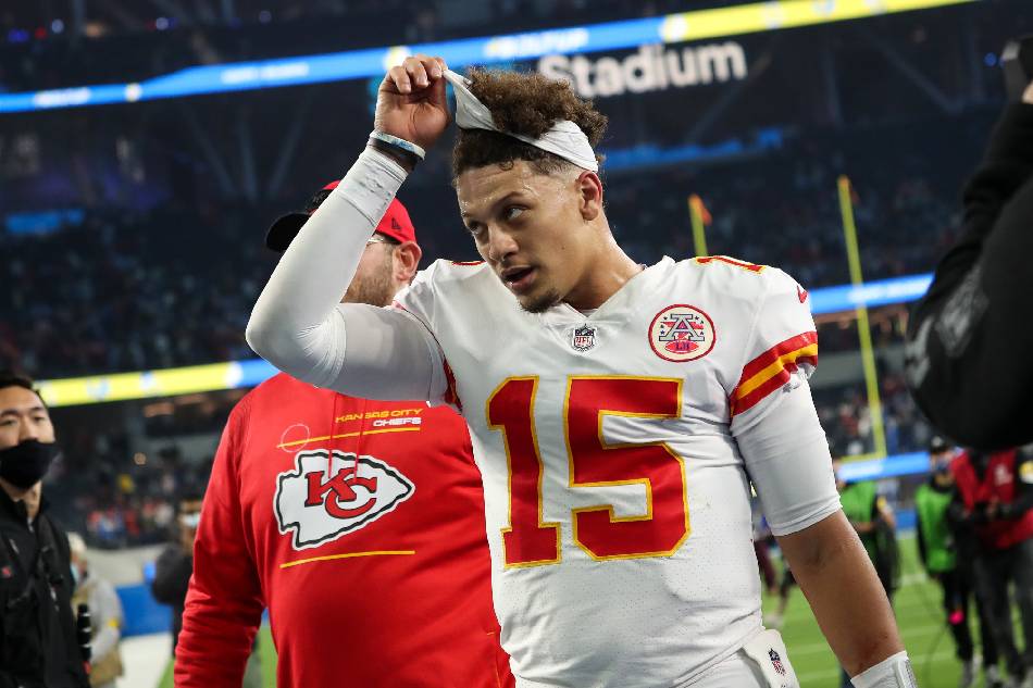 Kansas City Chiefs quarterback Patrick Mahomes walks off the field after they defeated the Los Angeles Chargers in overtime at the SoFi Stadium in Inglewood, California, USA, 16 December 2021. File photo. Caroline Brehman, EPA-EFE.