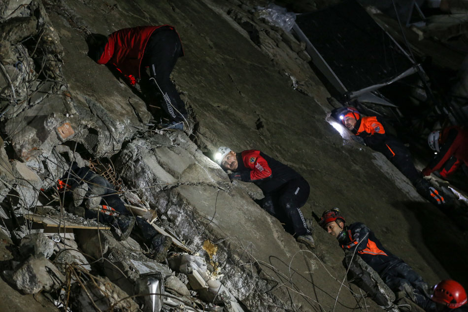IN PHOTOS: Rush to rescue in earthquake hit Turkey and Syria 7