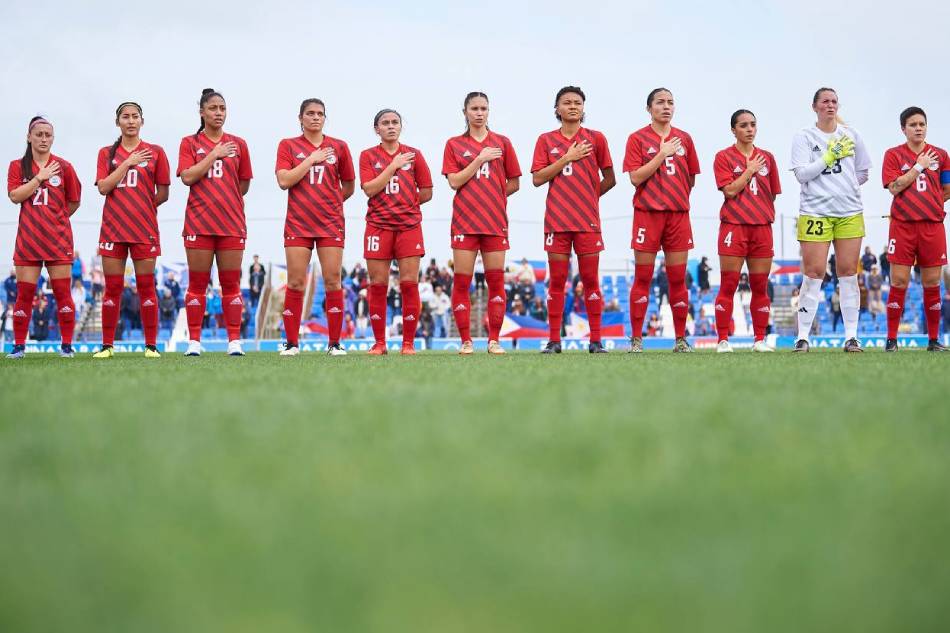 Ang Philippine women's national football team bago ang kanilang laban sa Scotland sa Pinatar Cup 2023. Kuha mula sa PFF/PWNFT