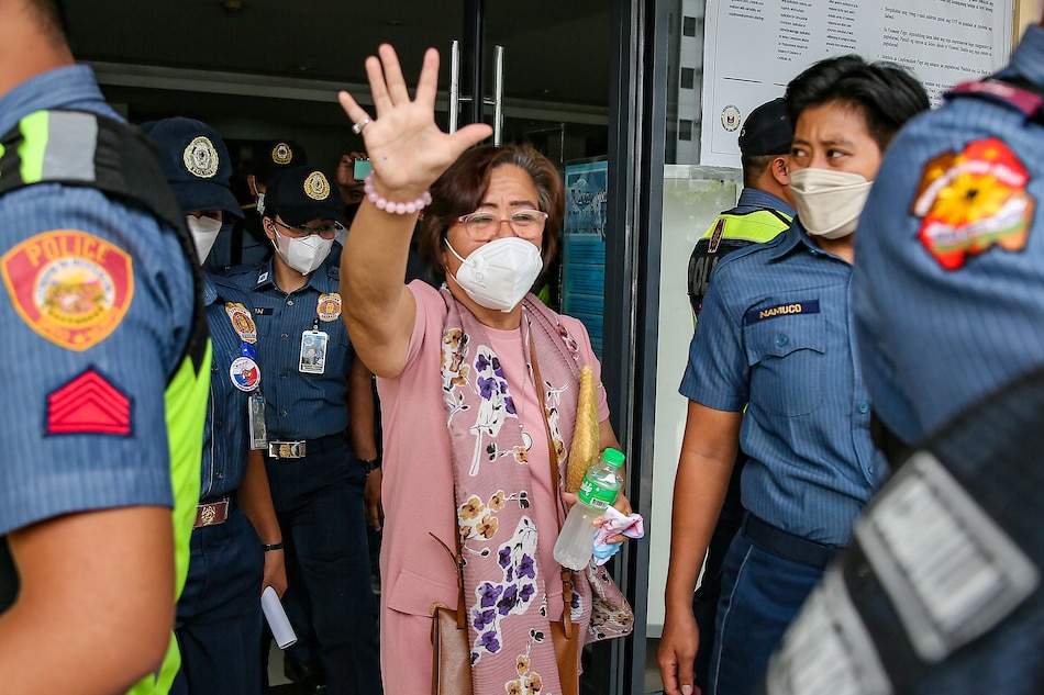 De Lima ‘disappointed but hopeful’ over denial of bail