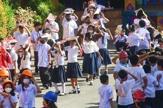 DepEd urged to consider shorter classes, suspend use of uniforms amid hot weather