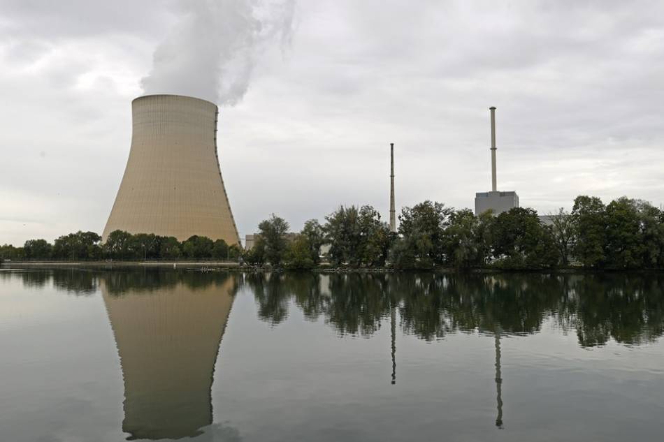 The nuclear power plant at the Isar river in Niederaichbach near Landshut, Germany, 13 September 2022. The plant belongs to PreussenElektra GmbH - Nuclear Power Plant Isar. Ronald Wittek, EPA-EFE