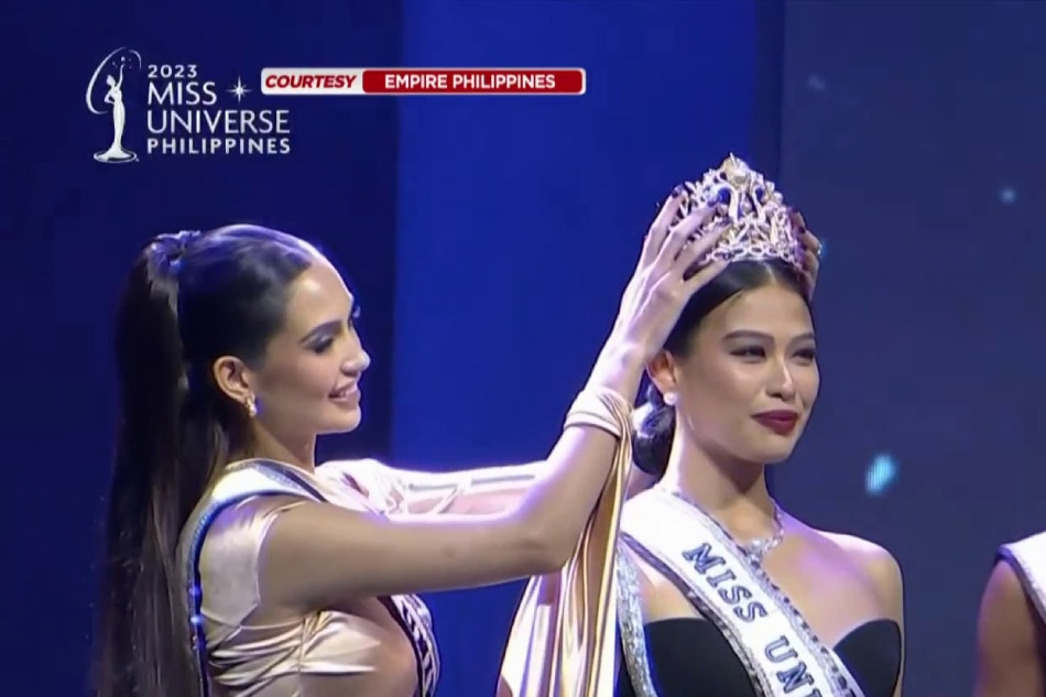 Michelle Dee, kinoronahang Miss Universe PH 2023 | ABS-CBN News