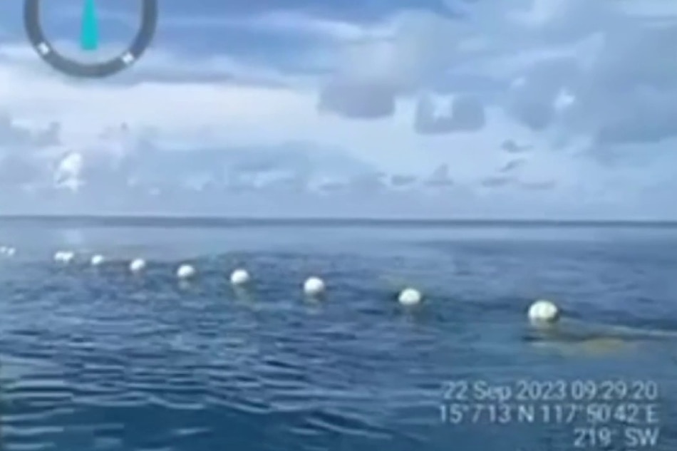 Floating barrier inilatag ng China Coast Guard sa may Bajo de Masinloc ...