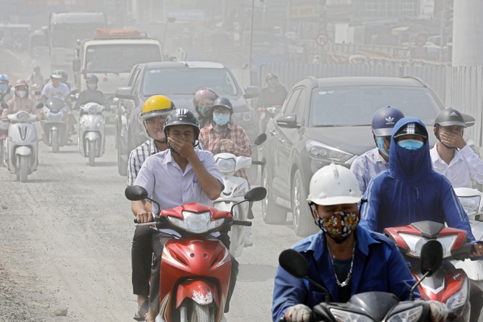 Motorcyclist in Hanoi, Vietnam on September 27, 2019. Hanoi has recently been listed among the top ten cities in the world with the most serious air pollution, according to the air quality index (AQI) ranking by Air Visual. Hanoi's AQI was recorded at 170 on September 16, 2019. EPA-EFE/MINH HOANG