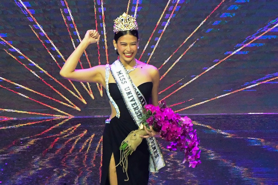 Michelle Dee of Makati City is crowned Miss Universe-Philippines 2023 during the coronation night in Pasay City on May 13, 2023. Mark Demayo, ABS-CBN News