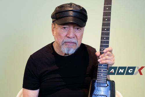 Mike Hanopol's signed guitar is up for auction