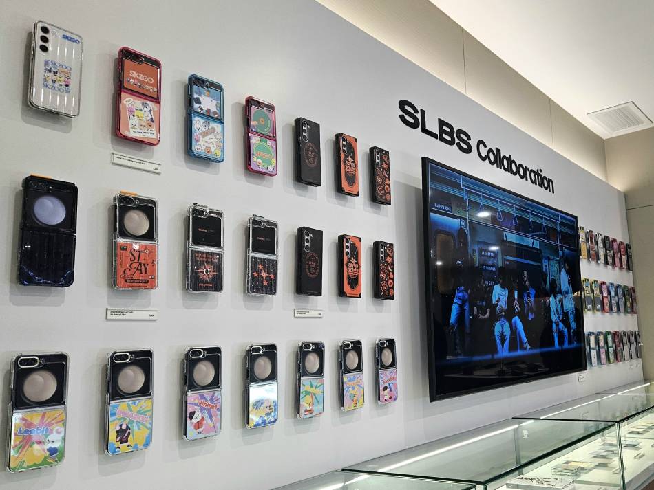 Galaxy Z Flip5 and Galaxy Z Fold5 Stray Kids and SKZoo cases. Photo courtesy of Samsung Philippines