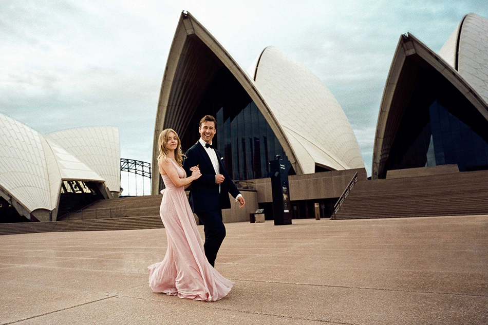 Glen Powell and Sydney Sweeney in 