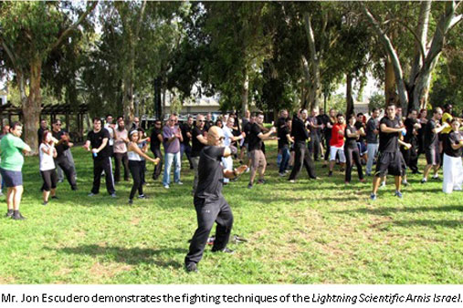 Martial arts enthusiasts in Israel try hands at arnis