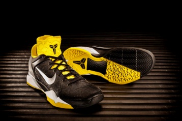kobe farewell shoes