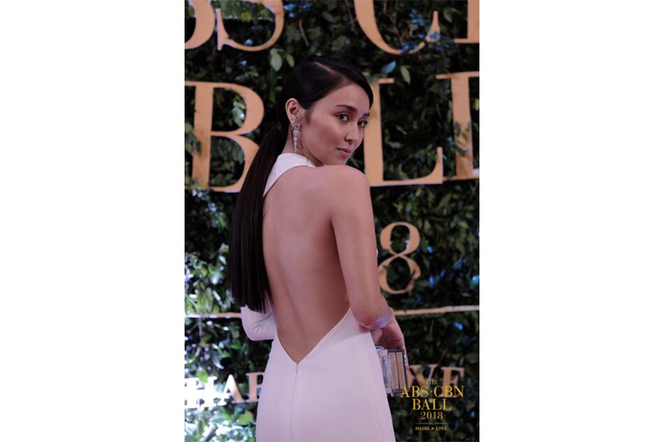 The smoking-hot ladies at last night’s ABS-CBN ball 9