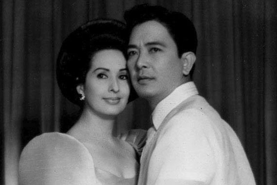 Watching &#39;Iginuhit Ng Tadhana&#39;—the movie that made Marcos president 2