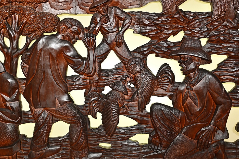 This epic-scale wood carving by Jose Alcantara has finally come out of hiding 2