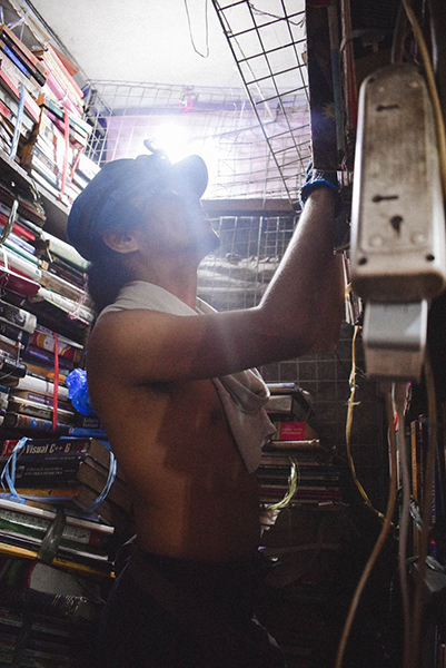 Why this underpass bookstore, a casualty of Mayor Isko’s cleanup drive, will be missed 5