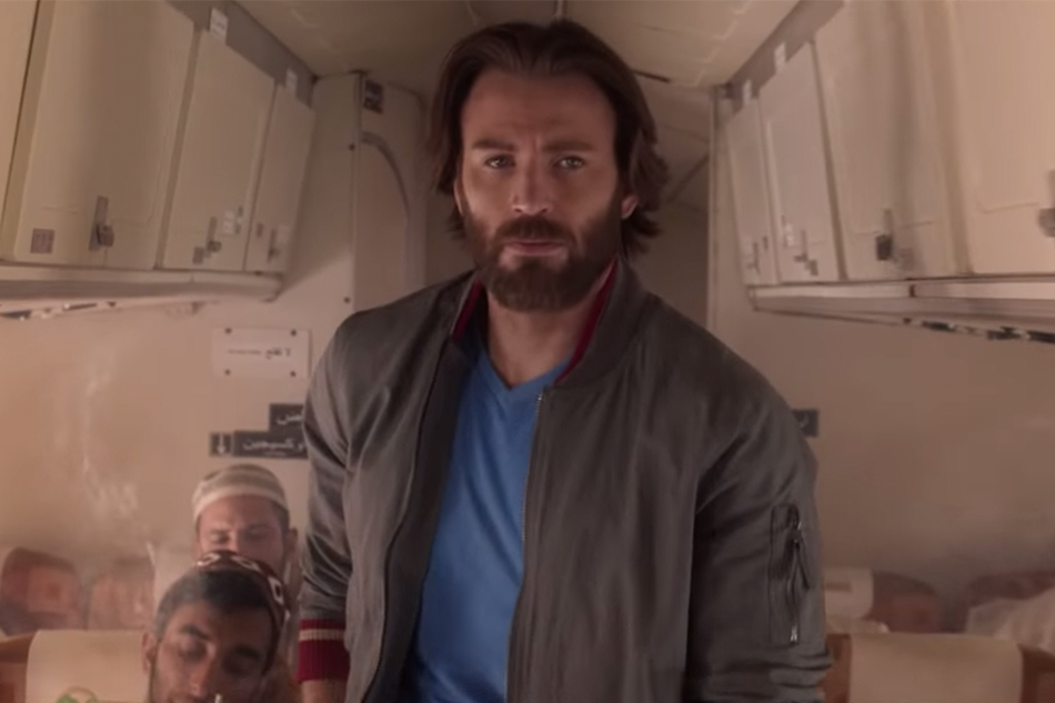 Review In ‘the Red Sea Diving Resort Chris Evans Plays Captain