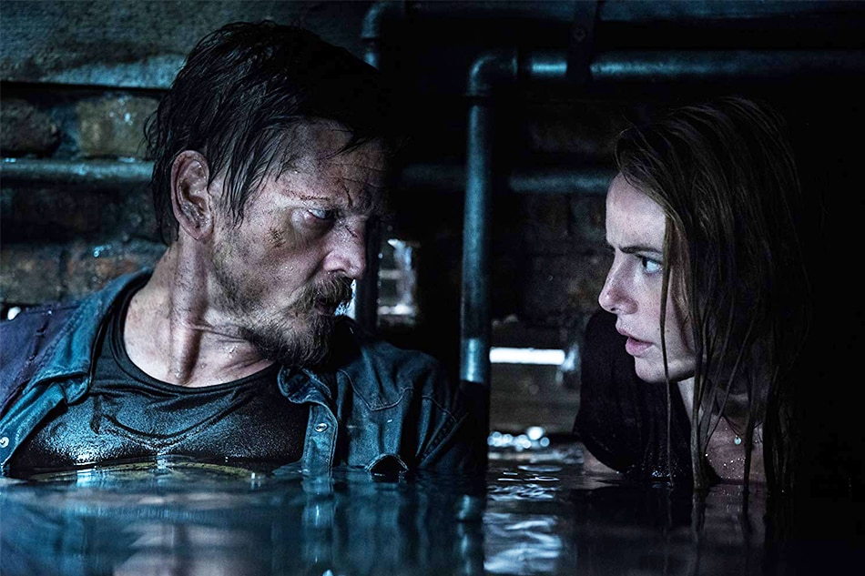 Review: ‘Crawl’ is basically ‘Jaws’ inside a waterlogged house 3