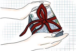 How to deal with gifts when they're actually bribes (a guide with blind items)
