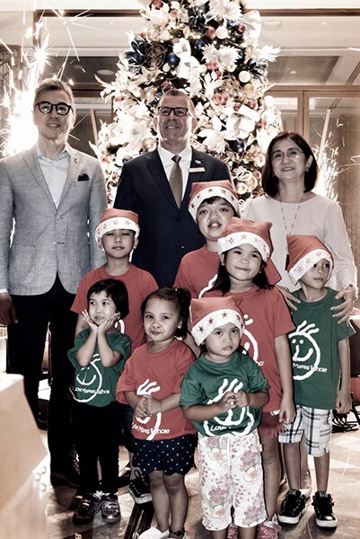 Hilton Manila lights up the holidays with a travel inspired Christmas 3