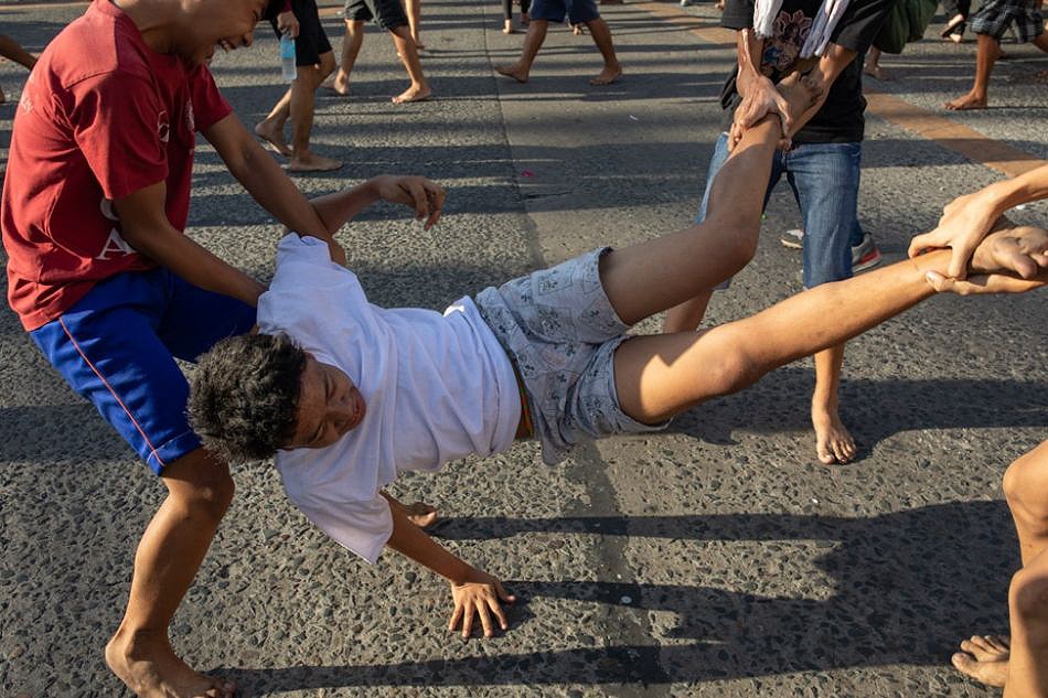 Traslacion in pictures: 16+ hours of cops, chaos, and keeping the faith 7