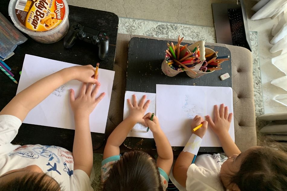 Drawing isn’t the only thing kids are learning in Robert Alejandro’s live art classes on FB 3