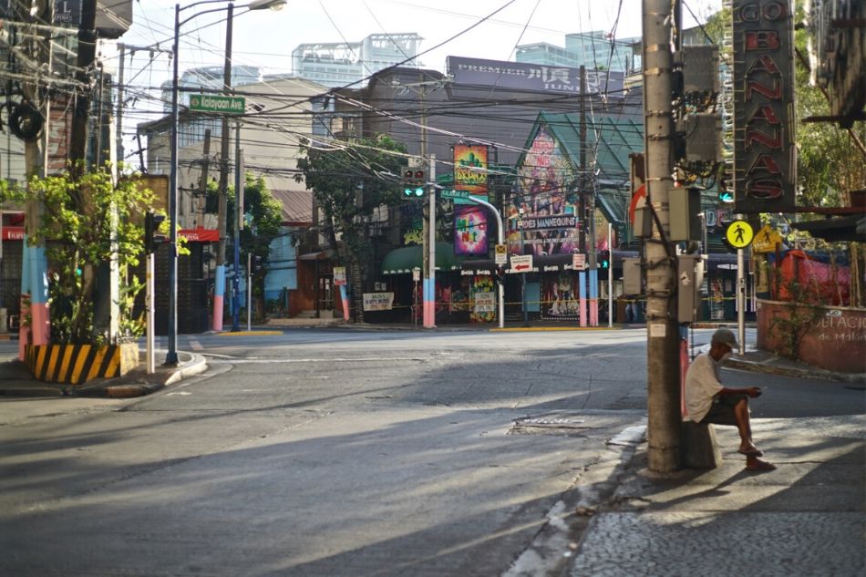 IN PHOTOS: The eerie, empty streets of Manila on lockdown 6