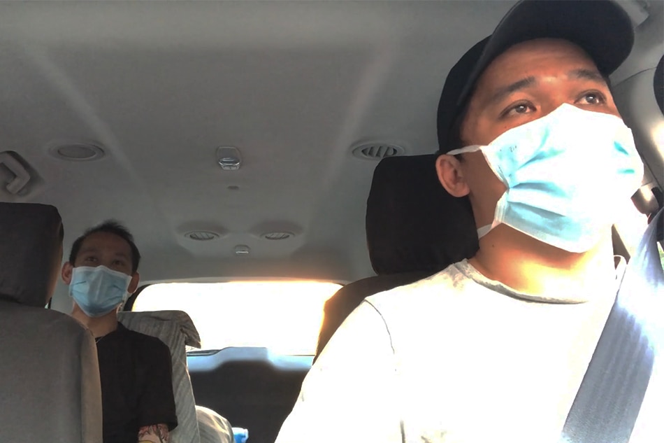Voices from the frontline: The volunteer driver giving free rides to stranded medical workers 3