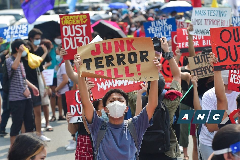Scenes from the Anti-Terror bill protest: Despite their masks, they let their voices be heard 2