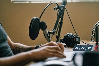 5 highly recommended podcasts for people who think podcasts are a bore