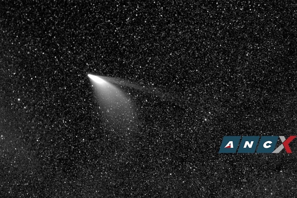 As we look out for the NEOWISE comet, we recall the last time a comet appeared in our skies 2