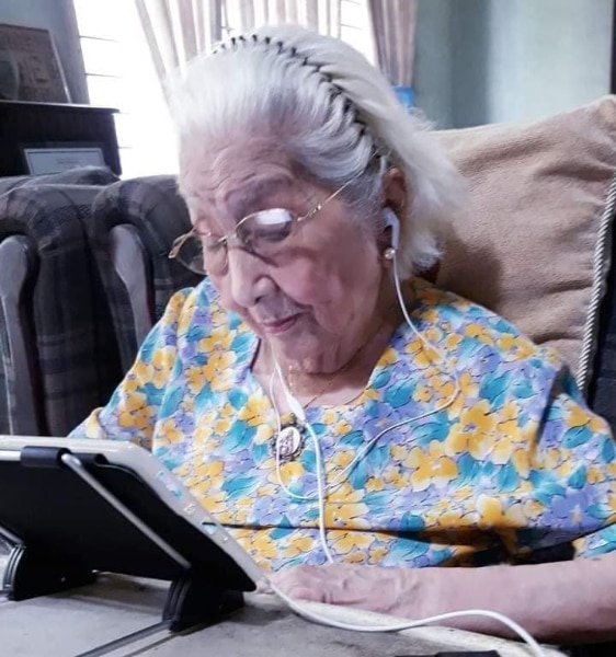 Meet the 100-year-old grandma who went viral after attending her first college reunion on Zoom 3