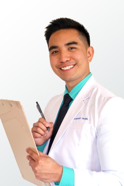 With 3.3 million followers, this licensed doctor made his artista dream come true on TikTok 3